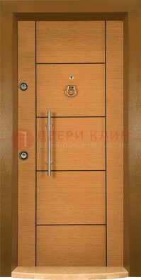 Коричневая входная дверь c МДФ панелью ЧД-13 в частный дом в Пензе