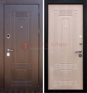 Коричневая входная дверь с МДФ ДМ-173 для кирпичного дома в Пензе