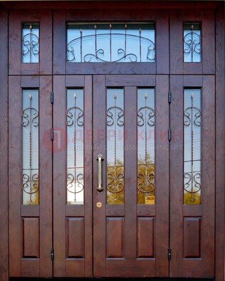 Парадная дверь с прямоугольными стеклянными вставками ДПР-5 для частного дома в Пензе