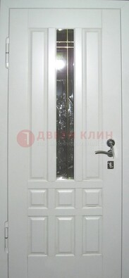 Белая металлическая дверь со стеклом ДС-1 в загородный дом в Пензе
