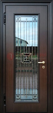 Железная дверь с большим стеклом и ковкой ДСК-187 в Пензе