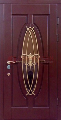 Бордовая стальная дверь Винорит со стеклом и ковкой ДСК-263 в Пензе