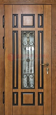 Двухцветная железная дверь Винорит со стеклом и ковкой ДСК-264 в Пензе