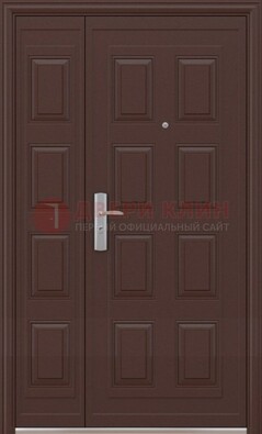 Коричневая железная тамбурная дверь ДТМ-37 в Пензе