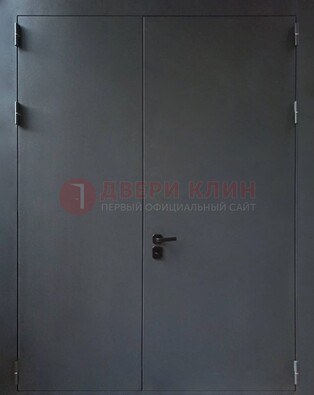 Черная распашная тамбурная дверь Порошок ДТМ-46 в Пензе