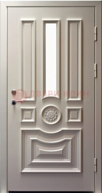 Белая уличная дверь с виноритом и стеклом ДВТ-201 в Пензе