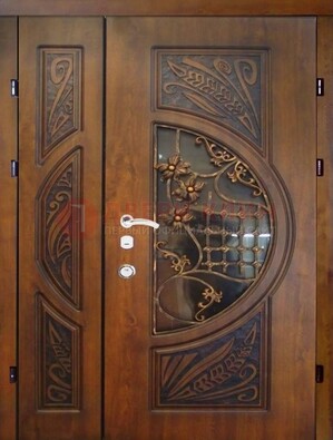 Металлическая дверь с виноритом и резной панелью внутри ДВТ-70 в Пензе