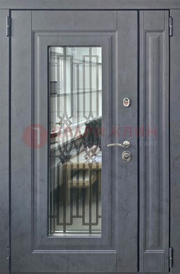 Серая стальная дверь Винорит со стеклом и ковкой ПЛ-29 в Пензе